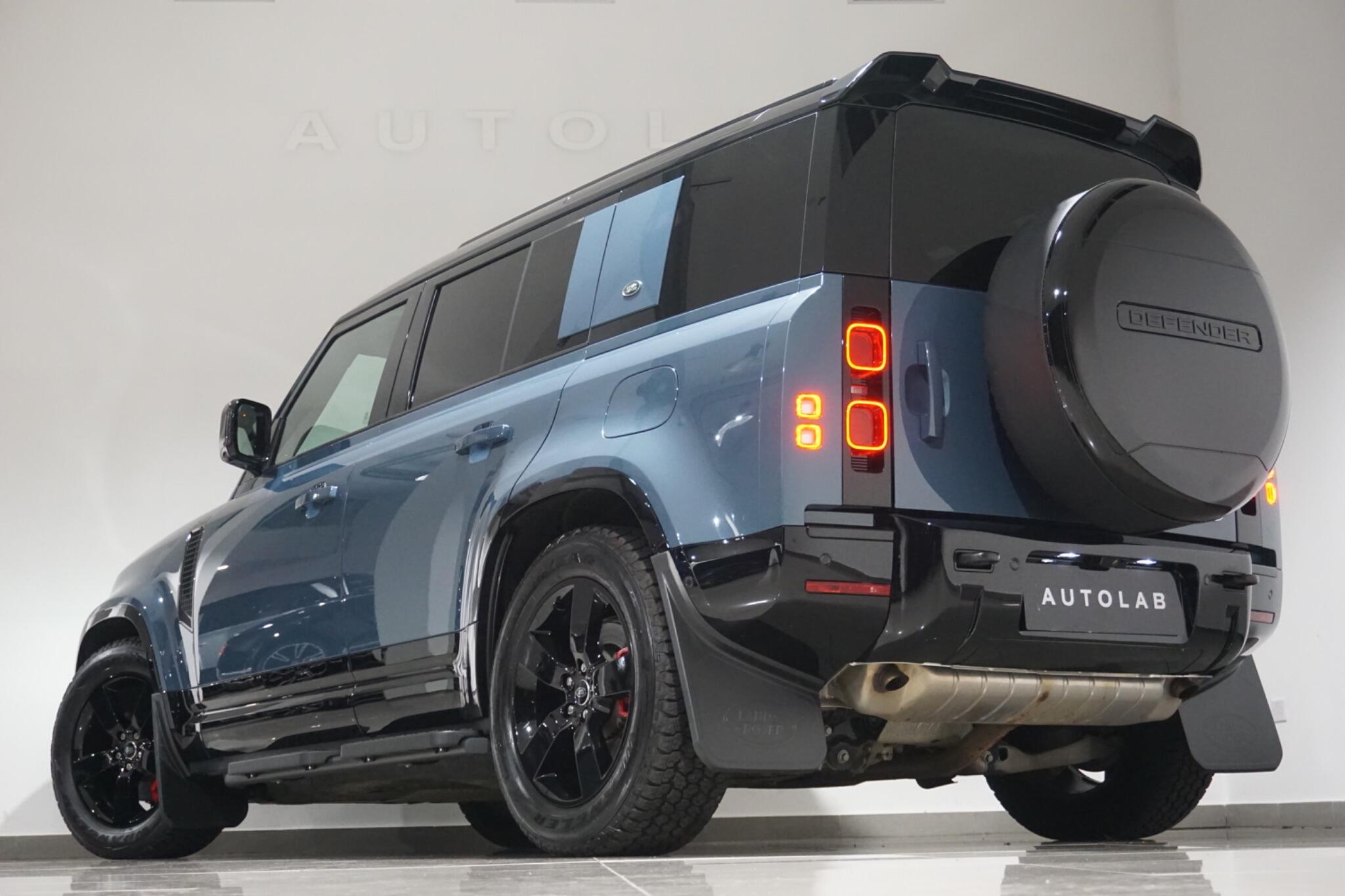 Land Rover Defender 110 2.0 P400e 15.4kWh X-Dynamic HSE SUV 5dr Petrol Plug-in Hybrid Auto 4WD Euro 6 (s/s) (404 ps)